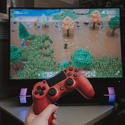 Coral Island.
.
One game that I’ve been playing on and off again to relax is Coral Island. It’s a prerelease that is similar to Stardew Valley and I’m enjoying getting to know everyone on the island. 
.
I also really enjoy playing games like this with my PS4 controller and my PC because I like how it runs on Steam but how it operates with a controller. Does that make sense?
.
What are you playing these days?
.
Check out my amazing partners:
@everyday.di 🌸
@sinfulscythe 😈
@girlmeetsbacklog 🌼
🏷️ 
#pc #pcgaming #gamergirl #gamergirlsunite #gamersofinstagram #gamersoftheworld #canadiangamers #canadagamers #gamers #gaming #gamingcommunity #🎮 #nerdygirl #nerd #nostalgia #gaming #coralisland