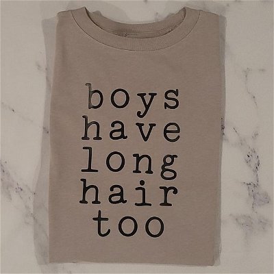 My long haired little dude outgrew his "boys have long hair too" t-shirt so it was time for an update, went with a long sleeved tee in a neutral gray this time

#boyshavelonghairtoo #kidstshirt #kidsclothes #tshirtshop #shopsmallbusiness #shopsmall #smallbusiness