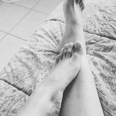 Another preview of my content.

Follow me for more.

#feet #feetmodels #feetsgram #feetsagram #feetcare #feetjob #feetfetishgang