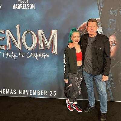 Went to the preview screening of #Venom Let There Be Carnage tonight! It was a lot of fun. Tom Hardy is a cutie. But not as cute as my movie date ❤️. I love taking Dad with me to screenings. He’s one of my best friends xx
.
Thanks for the invite @sonypicturesaus 👏🏼
.
#SonyPicsInvited #marvel #venomlettherebecarnage #venommovie