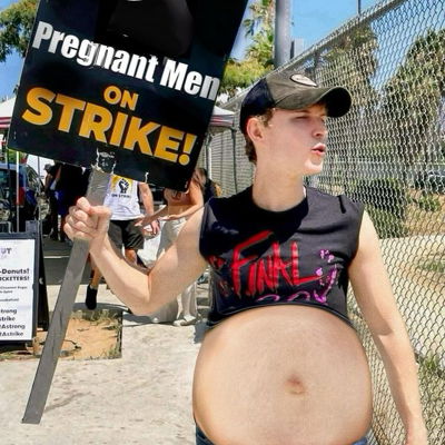 Strike 

#morph #belly #pregnantman #mpreg #malepreg #bellymorph #actor #cute #gay #bellymorph