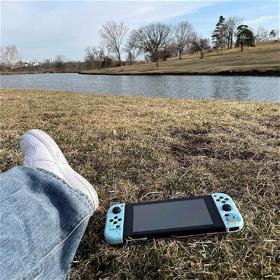 Nothing like skyward sword at the park✨
P.s. are you enjoying the season change?
🤍 use code beep10 for 10% off @switcheries
🤍
🤍 #nintendo #nintendoswitch #switch #spring #zelda #skywardsword #switcheries #console #consolegamer #gamer #girlgamer #gamergirl #instagamer #smallcreator #smallgamer #cozygamer #cozygames #etsyseller #indiegamer #pokemon #nike #nature #naturegaming