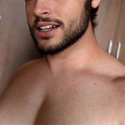 🧔

#chest #beard #bodybuilding #body #daddy