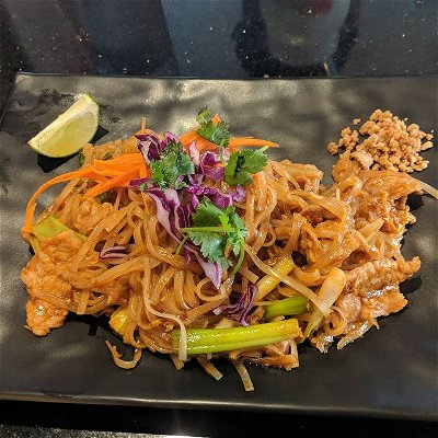 Pad Thai at Rice and Spice! 🍛