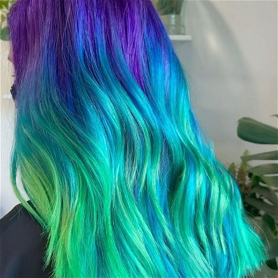 This head of hair is just working it’s way through the rainbow and I ain’t even mad 🎨 

Created using all @pulpriothair

Velvet | Sorcery | Aquatic | Area 51