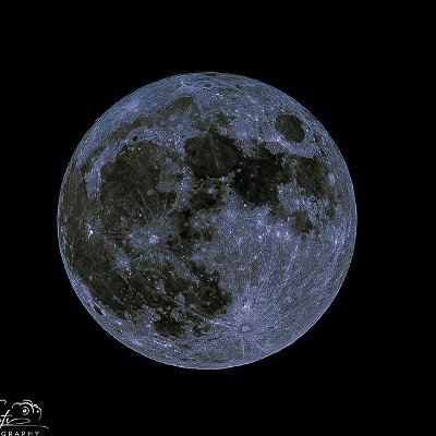 Another shot of last nights moon #bluemoon #photooftheday #photography