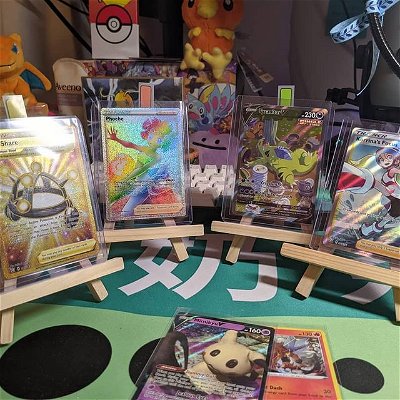 Please hold me, I'm still processing these pulls from 1 BATTLE STYLES BOOSTER BOX... What a way to kickoff the battle styles series with the first ever booster box break! The luck continues I guess, stay tuned for more~ 

#pokemoncollector #pokemon #pokemontcg #pokéfan #pokemoncards #pokemoncommunity #pokemonbattlestyles #battlestyles #pokemonrainbowrare #tyranitar