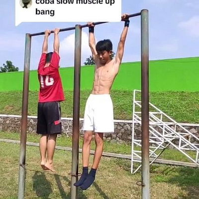 Slow muscle up challenge ya pora

#muscleup
#workout
