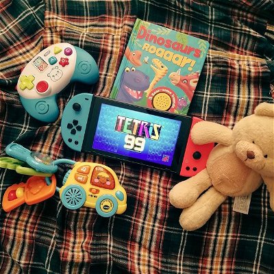 Happy Wednesday Folks 🌼⠀
⠀
I hope the week has been treating you well so far! Unfortunately this household is still ill with a lovely heatwave to make us oh so comfortable 😂🥵🤧⠀
⠀
Today I thought I'd share a game I've played since I was a kid! Tetris! I've always loved Tetris, it was one of my mum's favourites as well. And when I don't have long to game it's one of the best ones for me to just hop onto for 20 minutes. ⠀
⠀
I've also shared some of my little boy's favourite toys. That book especially! He's a big fan of books, although doesn't like me reading them to him 🙈 he just likes to flick through all the pages 🥰⠀
⠀
What were some of your favourite games and toys as kids? ⠀
⠀
Also, I'd love to welcome my amazing new partners, I'll be doing announcements in my stories a little later today! 😘⠀
⠀
------ ⟦ Partners ⟧ ------⠀
× @cozygamerkristin⠀
× @negativelyc⠀
× @jwlsii⠀
× @gamervvitch⠀
× @kozy.smalls⠀
× @yourmarimofriend⠀
⠀
Tags 🏷️⠀
#gaming #gamer #mumlife #gamermum #gamermom #momlife #nintendoswitch #nintendo #cozygaming #parentlife #cozyvibes #cosyvibes #cosygaming #aestheticgaming #aestheticgamer #gamergirl #cozygames #cosygames #gamerlife #Tetris99 #Tetris