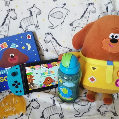 🌞 Good Afternoon! 🌞

So this was the most voted for post suggestion in my stories, mum-life!

You could say we're a @heyduggee household 😂 we have so many Duggee books and toys and the songs live rent free in my head!

A big struggle with my little man is making sure he gets enough fruit and veggies in his diet. He's extremely picky and we're currently working on expanding his "safe foods" which is going slowly but we've finally added one more food which is meatballs! His list of "safe foods" are as follows:

× Homemade waffles (with different veggies in the mixtures) 
× Toast
× Bananas
× Blueberries
× Yoghurts
× Omelette (sometimes) 
× Pancakes 
× Potato scones (but never any other form of potato!) 
× Certain cereals (malt wheaties, wheetabix) 
× Meatballs (we do tescos own 30% veg variety) 
× And ofc all the snacky things, crisps, chocolate etc

One way I've found to help get more of the good stuff into him is through shakes! Every morning while he has his breakfast (malt wheaties!) I chop up half a banana, two small apples and a large handful of spinach (I'm going to start experimenting with other fruits etc soon). I then pop all of this into the blender along with some milk, one dose of his multivitamins liquid and two spoons of chocolate milkshake powder. He drinks this every day without fail, absolutely loves it! I let him watch me prepare it and tell him exactly what's going into it so there's no "hidden" fruit or veggies, this way I hope that later on in life he'll understand that these are good foods and he might try them alone as well!

🌿 Partners 🌿
× @negativelyc
× @cosyjewels
× @cozygamerkristin
× @gamervvitch
× @sibleysmiles

#mumlife #switch #nintendoswitch #HeyDuggee #toddler #toddlermum #momlife #toddlermom #toddlerfood #toddlerfoodideas #pickyeaterapproved #pickyeater