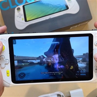 Playing @Xbox on the go with @LogitechG Cloud gaming handheld! 🤩 Access hundreds of @XboxGamePass titles while on the move. 🎮 #gaming #cloudgaming #halo #haloinfinite #haloinfiniteclips #techtips #unboxingvideo #xboxgamepass @logitech