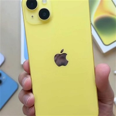 A look at the new yellow iPhone 14! ☀️🌼🍋 Definitely nice and saturated like the red model. Are you picking one up? 📱 #iphone14 #iphone14plus #apple #techtips #smartphones #techreels #applereels