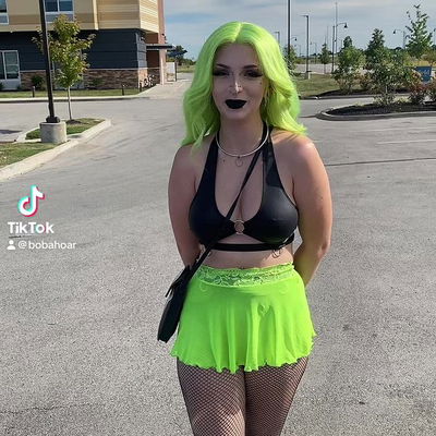 overdressed goth gf & underdressed/casual bf festival outfit edition #louderthanlifefestival #louderthanlife #loudmouth #louderthanlife2023