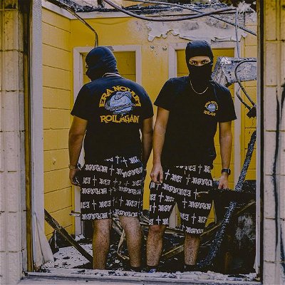 Era Novum 
“Nothing left but ashes”
Black on black set
In store now running out soon
• 
•
•
Team for this photo shoot 
@thatboi.samm 
@christopherb786 
@jaylenemb 📸
@zxyloo