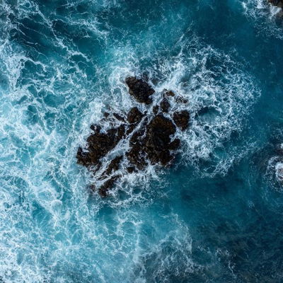 On vacation on the #azores!
many big #waves yesterday, even tho the weather wasn't super awesome, I managed to snap this amazing picture. More to follow.
#drone #sea #nature