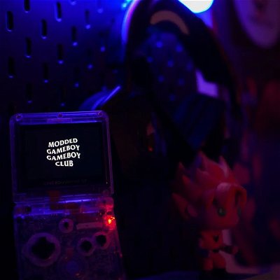 This is my petition to bring clear electronics back 📝

Also loving this @moddedgameboyclub custom rom 😍
.
.
.
_____________________________________________________
#gameboydarkmode #gameboy #gameboyadvance #gbasp #moddedgameboyclub #moddedgameboygameboyclub #gameboymodding #reteogaming #vaporwave #cozyvibes #cozygames #videogamecommunity #videogames #clearelectronics #cleargameboy #retrogamingcommunity #retrogamingcollective