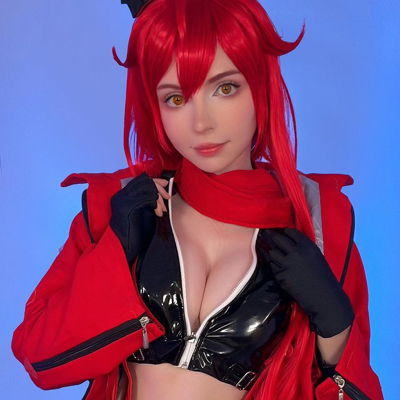 She never felt deserved to be a member of Goddess Squad but holds her comrades dear. Freewheeling, magnanimous and thick-skinned, but remains approachable. Red Hood is now available in Goddess of Victory:NIKKE!'

Download NIKKE now! 
Link:  https://allsha.re/a/peachmilky_

#NIKKE1STANNIVERSARY_COSPLAY #NIKKE
