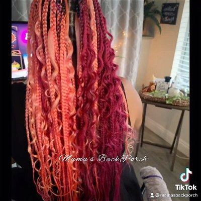KBB’s|
Custom Smedium size|
Thick hair + boho add on|
Peach and magenta |
Half n half|

I was gone for a minute now I’m back with the jump off😜😜
I love these
@kittyhasclause thanks for always trying fun color combos🤗💕