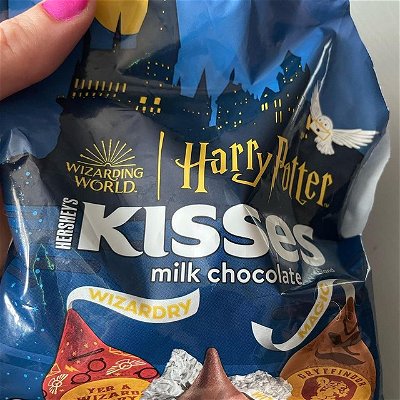 Harry Potter Hershey kisses are soo adorable 🥰 #harrypotter #wizardingworld #hersheys