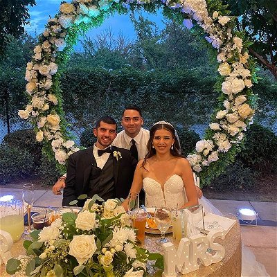 Congratulations @joelrmedina & @carolina_l0 on your marriage. Happy to see two of my closest friends taking the next step in their life journey together. Thank you for allowing me to share that awesome moment with you both. 🤍👰🏻‍♀️🤵🏻‍♂️
.
..
…
..
.
#wedding #tuscangardensvenue #meanttobemedina