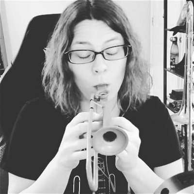 Look….sometimes you just to take a break for some trombone kazoo 😉 And #turningred was good and Nobody Like U is nostalgia city so here we are haha

@billieeilish and @finneas, more kazoo please lol

#trombone #kazoo #beatbox #nostalgia #pop