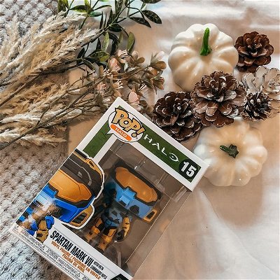 🍁🍂 Funko Pop 🍂🍁⁠
⁠
So luke bought me this the other day, and I love it ! ⁠
⁠
This is now my 13th figuring (I know, 13 is unlucky for some, I will just need to buy more 😆)⁠
⁠
This one is a Special Edition Spartan Mark 7, which has a special code for Halo Infinite. ii cant wait to play that game, it looks so good. ⁠
⁠
Do you collect Funko Pops? if so, what's your favourite one? Do you wish you had a certain one? ⁠
⁠
If you don't, well why not !! also, do you think you will purchase one?⁠
.⁠
.⁠
.⁠
.⁠
.⁠
.⁠
.⁠
.⁠
.⁠
.
