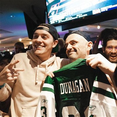 10 years ago I got a custom New York Jets jersey, so when the next owner of the team came to town, I had to show it to him 📸 @highlightedbycalvin