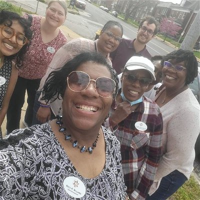 Aren't you glad there is no "I" in TEAM! 👏🏽

❤️ We love our Red Circle Team!

🤳🏾 Today is National Selfie Day so share your selfie in the comments or tag us in your stories! We would love to see your smiling faces! 🤗

#nationalselfieday #firstdayofsummer #nationalselfieday🤳