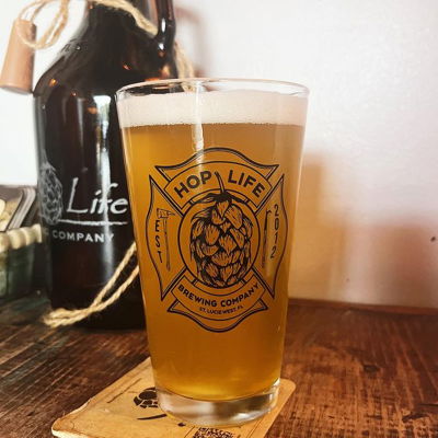 Experimental IPA V. 2 NEIPA 😋 Really a go to sooo refreshing all year beer  #hoplife #ipa #draftbeer