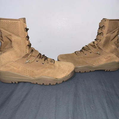SOLD to @freddy_nolte 
Nike SBF Combat Boots
▪️Men’s Size 11
▪️$80
▪️New without box
▪️Click the link in my bio or DM me

Need a new pair of boots for the upcoming winter season? Look no further than these Nike SBF Field boots. They are crafted with full-grain leather and nylon canvas to provide maximum durability and breathability. A sawtooth design at the arch of the boot enhances grip. Sticky rubber lugs on the forefoot provide additional grip. They also come equipped with a reinforced toe stitch and removable sock liner. Not only are they functional, but they are stylish and will go with almost any winter outfit. Shown with the Coyote/Coyote color-way. Style code AQ1202-900