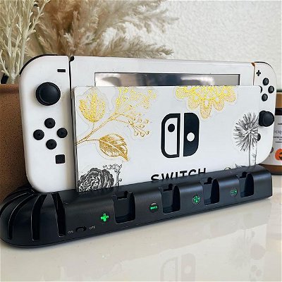 Hi!

Happy Monday! The weekend went by in the blink of an eye! Lol I hate when this happens but at least I have time today to game a bit! And I want to thank @oivogames_official for sending me this Switch Controller Charging Dock! It’s sooo convenient and I can finally charge multiple joycons at once! Plus there’s space on the end to add games too! Definitely check it out! 

I hope your weekend was well! And at least this work/school week will be shorter (if you have today off) 😌🤍

My Wonderful Partners✨
@kelsia.plays
@rissakuma_
@nikkigamestoo
@butmakeitcozy
@lifewithkassidi
@janettokin
@switchwithsj
@cosykernow
@clairethedaydreamer 
•
•
•
•
•
•

🏷 #nintendo #nintendoswitch #switch  #nintendoswitchgames #games #gamer #casualgamer #casualgames #cozygamer #cozygames #gamingdecor #cozygaming #acnh #animalcrossing #cozygamingcommunity #nin10do #blackgamer #girlgamer #blackgirlgamers #blackgamergirl #joycon #switchgames 

Likes, shares, saves, and follows are always very much appreciated 🤗🤍