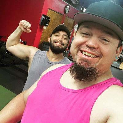 Working out is more fun with friends @thickestearle 
.
.
.
.
.
.
.
.
.
.
.
.
.
.
.
.
.
#gym #workout #gymbro #strength #flex #awesome #4ismyfavoritecolor #morning #gymlife #funny #friends #weightloss #fitness #strong
