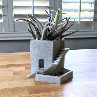 This is our multilayered tower planter! 🙃 The perfect home for any fancy plant.⁠
⁠
⁠
⁠
⁠
⁠
#CastleTower #Succulent #Planter #BuildingPlanter #ArchitecturePot #SucculentPot #Pentatower #royal #fairygarden #printapot