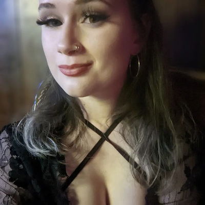 Come find me at Mustang Club in JC 🐎 I'll be here tonight, Thursday, Friday, and Sunday
.
#junctioncityks #dancer #clublife #makeitrain