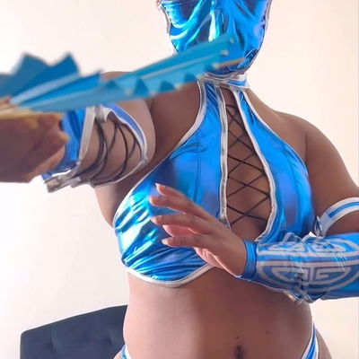 IYKYK 🥷

#kitana #mortalkombat #mortalkombatcosplay #kitanamortalkombat #cosplaymortalkombat #cosplayqueen #cosplayers #cosplaylove #gamergirl #cosplaycostume #kitanacostume #halloweencostume #adulthalloweencostumes #halloweencostumeideas #adultcostumes #newvideogame #videogames #gamergirls #gamer