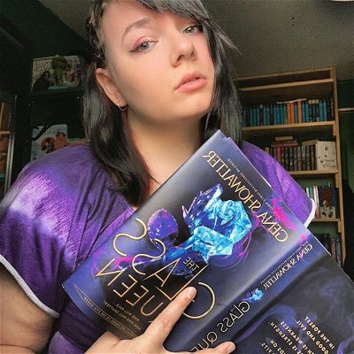 ⭐️⭐️⭐️⭐️⭐️
I absolutely loved this book 📚 book 1 in the series is The Evil Queen. Which I love as well but there was just something about The Glass Queen. I have read and reread this book many times and never get tired of it. My only disappointment is that the series stopped with two books
🖤Mature YA
🖤Enemies to Lovers 
🖤Cinderella Retelling 
🖤Alternating POV
🖤Slowburn
 Ashleigh Anskelisa may be called the Glass Princess due to her weak heart, but Saxon, king of the Avian, knows she is more dangerous than broken glass, in this Cinderella retelling that sweeps readers into the magical land of Enchantia, filled with treacherous enemies, unexpected allies, forbidden love, and dangerous magic! Can destined lovers find their way to each other, or will evil win the day? Everything changes at the stroke of midnight as one determined princess fights for her legacy, her love, and the crown that is her destiny.

@genashowalter #genashowalter #genashowalterslegions #genashowalterbooks #theglassqueen #booksbooksbooks #bookworm #book #bibliophile #bookish #bookaholic #bookshelf #booklover #bookstagram #bookstagrammer #bookcommunity #bookphotography #beautiful #fierce #author #authorsofinstagram #readmorebooks #readreadread #canadianreader