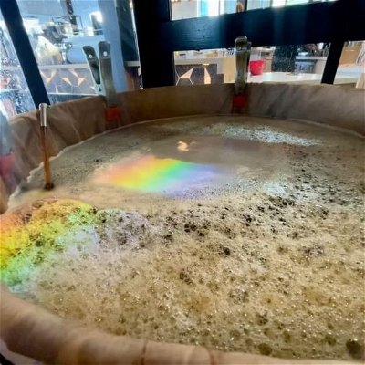 Lucky rainbow in our cold brew room means it’s gonna be a great day 🌈⚡️☕️

#coldbrew #brewcoldbrew #coffeeroaster #lifesbetterbuzzed #buzzlife #locallyroasted #sandiegocoffee #sandiegocafe #cocoacoldbrew #nitrocoldbrew