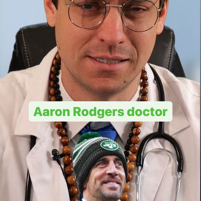 Doctor for @aaronrodgers12 shares recovery tips 🙏🏈 

#comedy #football #nyjets