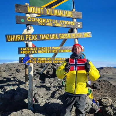 Mount Kilimanjaro Summit - 19,341 ft. Hardest week ever! 

Thanks to @seanswarner for taking us up