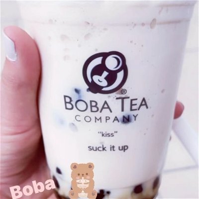 Polar baby Boba tea 🐼🧋🍵 #boba #bobatea

This was so so delicious. I never had Boba in a while. Thank god i was out with friends and i got some today!