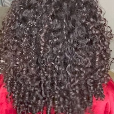 Wet Vs. Dry curly hair action!
.
.
.

.

.
.
.
#curlyhair #curlyhaircommunity
#scrunchoutthecrunch #sotc #washngo #washday
#3bcurls 

#curlsmith #hotcurlsummer #curlyhairstyles #reelsremix
#summerhairstyles #summerstyle #hairvideodiary
#cachosperfeitos #rèzocut #hairtips #healthyhair
#momlife