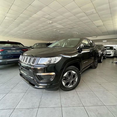 ❌Non disponibile❌

_JEEP COMPASS SPORT_

ANNO: 09/2019 / KM: 70.000 / ALIMENTAZIONE: DIESEL / CILINDRATA: 1.6 / KW: 88 / CAVALLI: 120 / CAMBIO: MANUALE

EQUIPAGGIAMENTO:
Cerchi In Lega, Sensori fari e pioggia, Kit Viva Voce e Telefono, Bluetooth, Bracciolo, Vetri Elettrici e Chiusura Centralizzata, Cruise Control, Start And Stop, USB, Radio Touch Screen, Comandi Multifunzione Al Volante, Computer Di Bordo, Voice Control, Vetri Posteriore e Lunotto Oscurati, AUX, Aria Condizionata, ESC (Controllo elettronico della stabilità), Sistema di Mantenimento della Corsia.

#jeep #jeepcompass #compass #jeepcompassclub #jeeplife #jeeplove #jeepjeep #jeepcompasssport