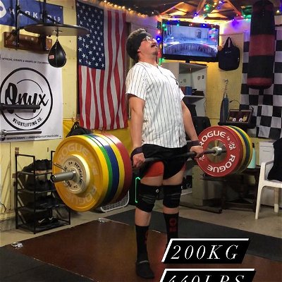 easiest p4p PR of my life @ RPE ~8, 6kg under my all time best ... been waiting a while to hit 200 again and now I've got my sights on 300 🎹💂‍♂️😈

200kg/440lbs deadlift

bw @ 92kg (203lbs) 

@thejudge44 @yankees 

#snatchgeek #jerkmybarbell
•
•
•
•
•
#weightlifting #powerlifting #powerlifter #weightlifter #bodybuilding #motivation #squat #deadlift #fitspo #athlete #training #fitness #bench #inspiration #health #gym #workout #sport #olympics #olympicweightlifting #olylifting #snatch #nutrition #strong #bettereveryday