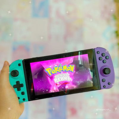 Loving my new controllers from @funlab_official 💜 check out my latest unboxing reel and review on this! Thank you again to the FunLab team for gifting me this 💚
.
.
.
.
.
tags: #nintendoswitchphilippines #nintendoswitch #nintendo #pokemon #pokemonshiningpearl #pokemoncommunity #pinkaesthetic #pastel #pastelaesthetic #gadgets #gadgetsph #gamergirlsetup #gamergirls